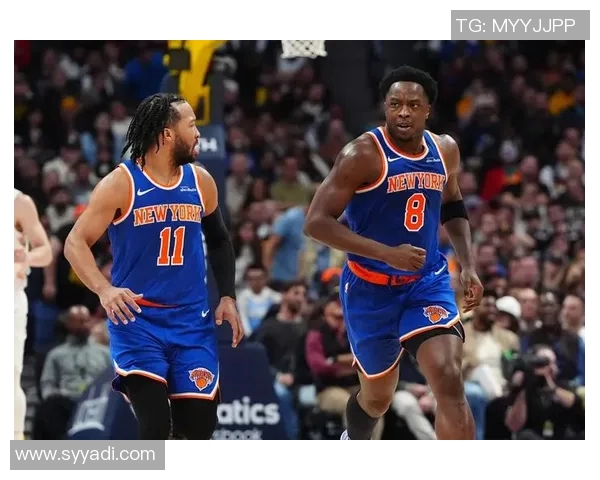 老鹰小胜尼克斯，成功晋级季后赛：挑战与胜利的完美结合